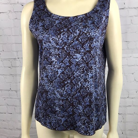 St. John Blue Snakeskin print Knit tank. EUC sz M - Picture 1 of 5